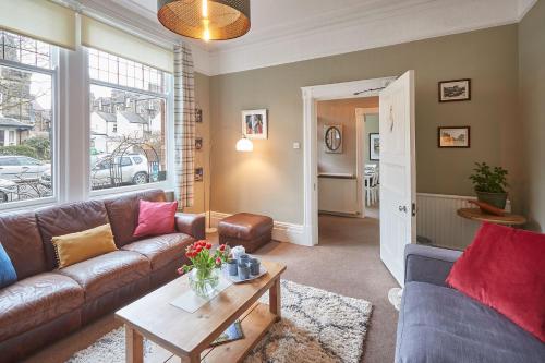 Acorn Lodge Harrogate Image 1
