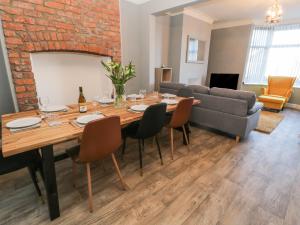 119 Hilderthorpe Road Image 2