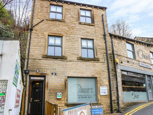 Rotcher Cottage, Holmfirth Image 1