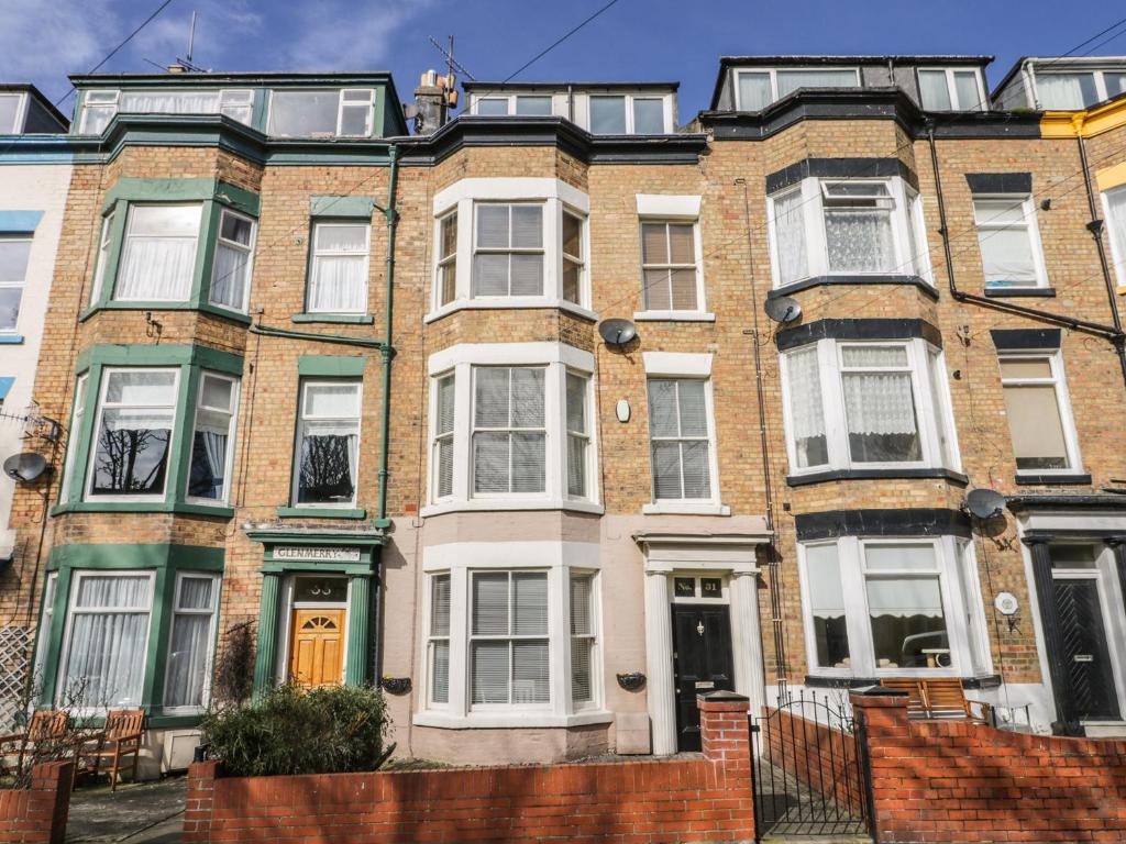 31 Trafalgar Square, Scarborough Image 3