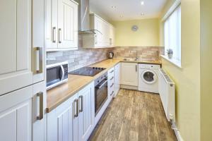Host & Stay - Rosemill Image 3