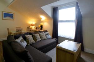 Brightwater Apt. Image 2