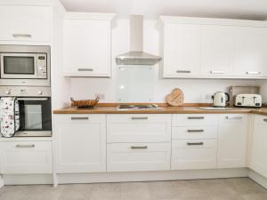 Seaside House Image 3