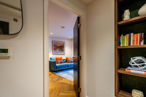 Twenty Seven HQ Image 1