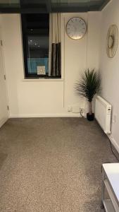 Dealhouse Apartments 1 Image 7