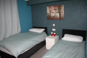 Cyrus Hotel Image 2