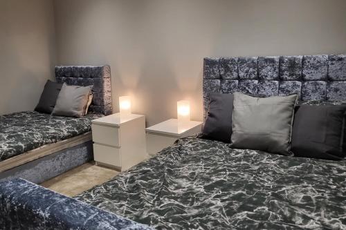 Kepler Residence Modern 4 Bedroom Property 1 mile from Leeds Centre Image 3