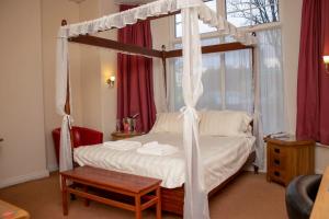 Ascot Grange Hotel - Voujon Resturant Image 2