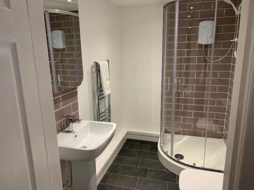 Newly Refurbished Studio Close to City Centre Image 2