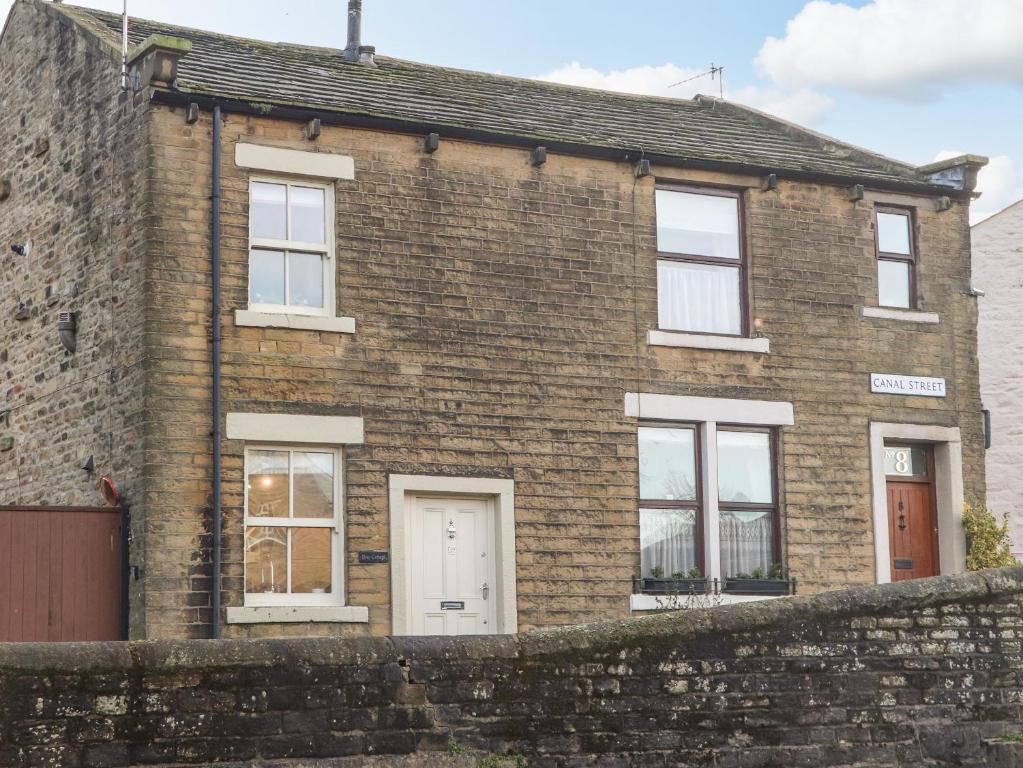 Dray Cottage Image 1