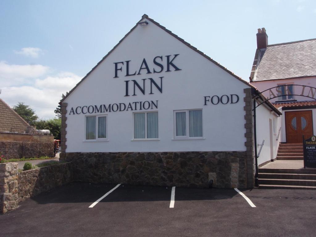 The Flask Inn Image 1