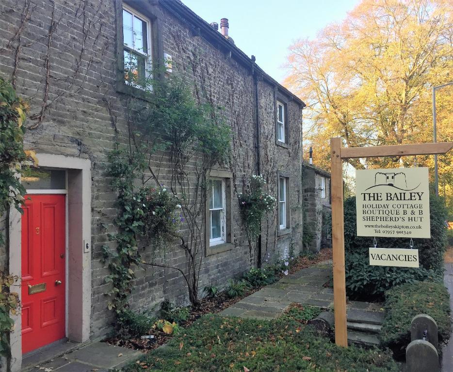 The Bailey Bed and Breakfast, Shepherd's Hut and Holiday Cottage Image 3
