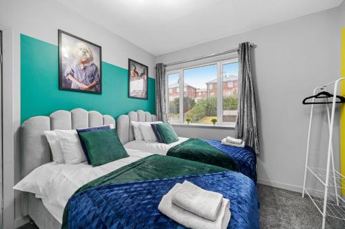 Stylish Sheffield Abode - Parking Image 1
