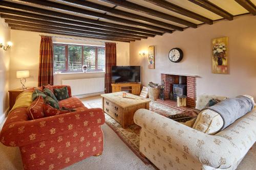 Host & Stay - Larpool Mews Holiday Home Image 1
