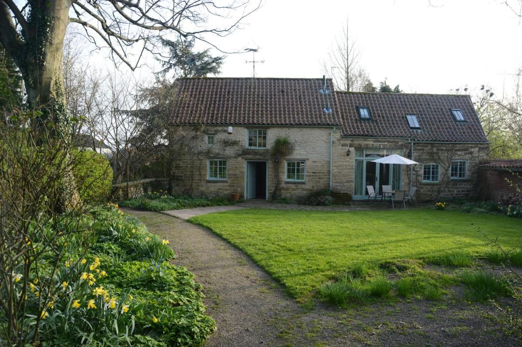 The Coach House at Noelle's Cottages Image 3
