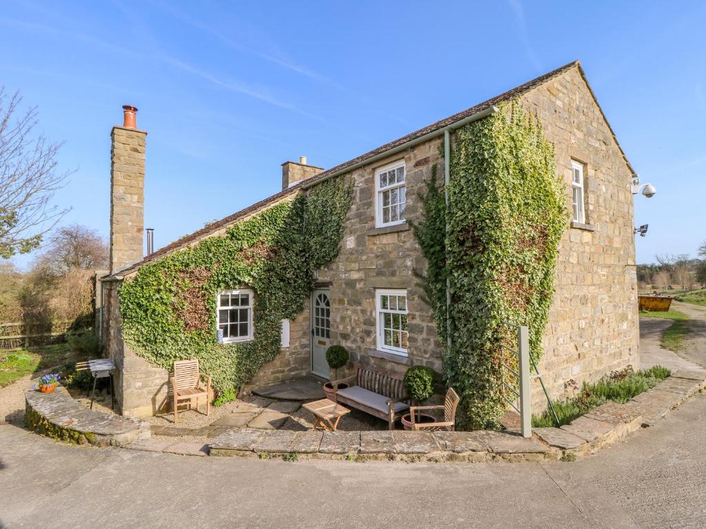 Orchard Cottage Image 2