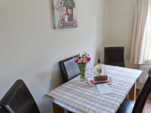 Summer Farm Cottage, Bedale Image 3