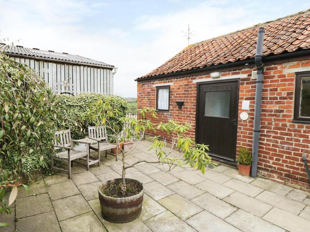 Meadow Cottage, York Image 1