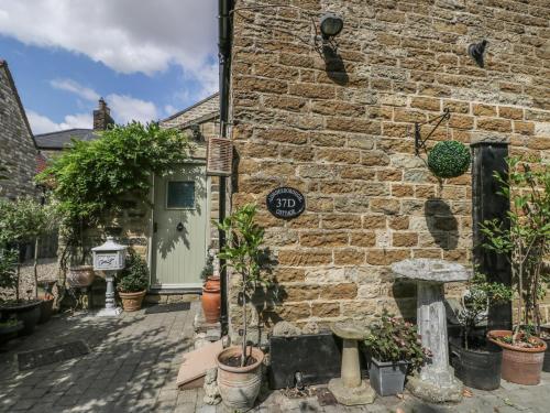 Londesborough Cottage, Scarborough Image 1