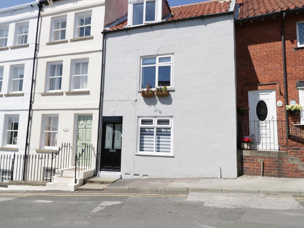 Sandgate Cottage Image 2