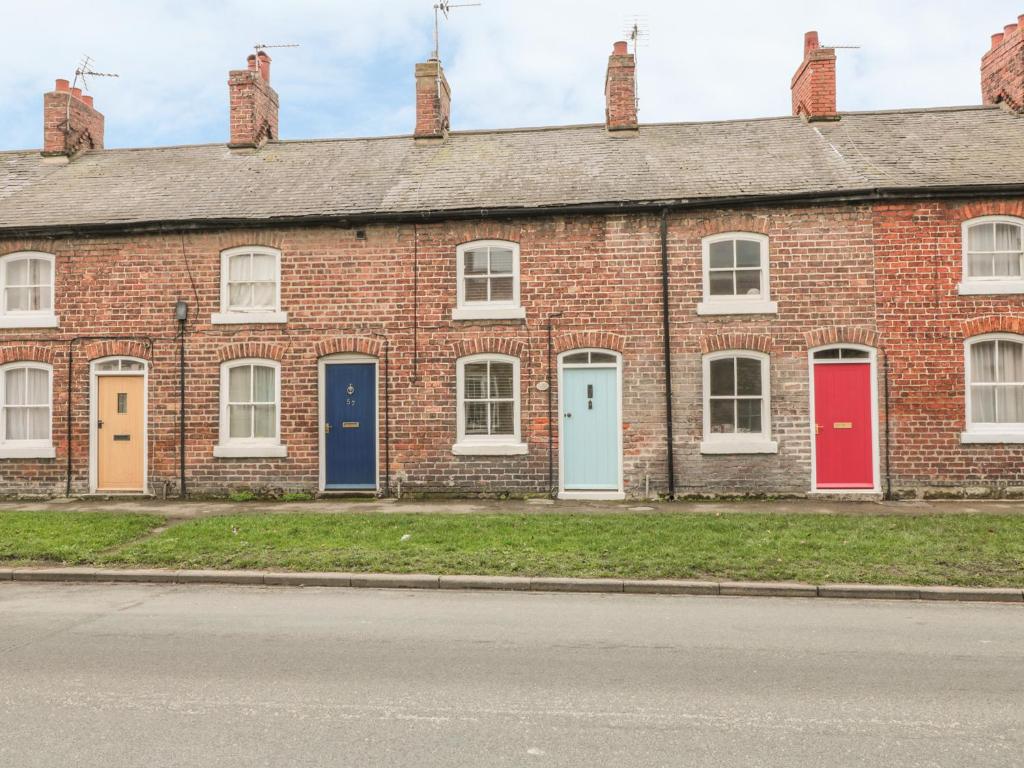 Cloverleaf Cottage Image 2