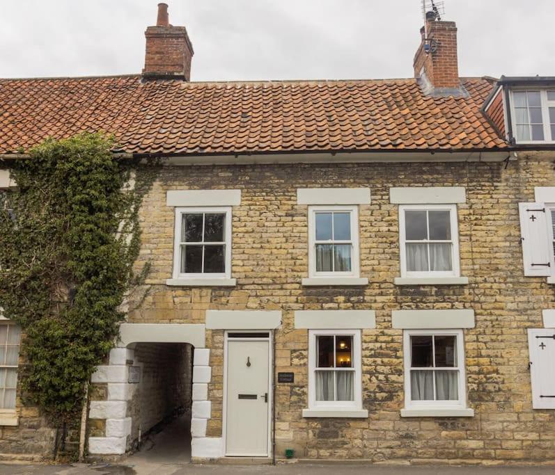 Archway Cottage Image 1