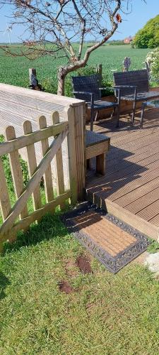 Bridlington's Bolt Hole chalet Image 3
