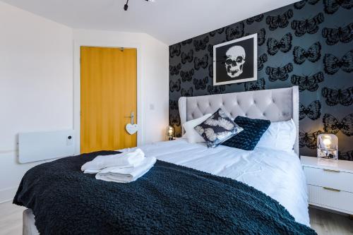 Stunning Executive Apartment - 10 Mins From Leeds Image 1