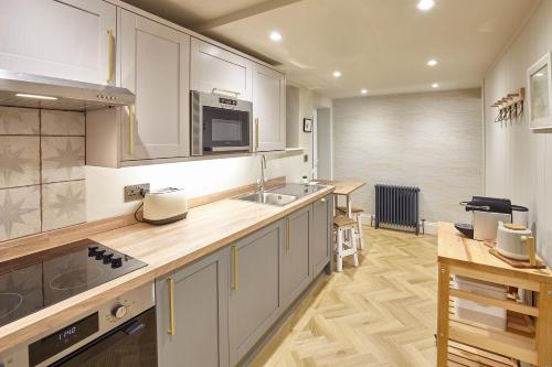 Host & Stay - The Salt Nook Image 7