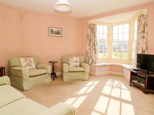 Carr Cottage Image 2