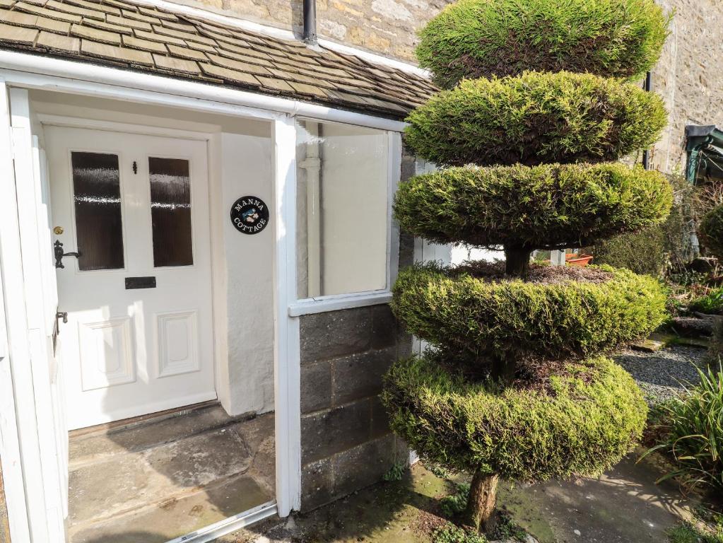Manna Cottage Image 2