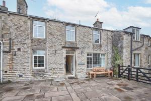 Host & Stay - Croft House Image 3