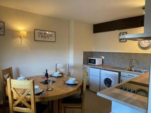Craven Garth Cottages Image 1