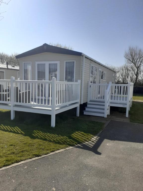 Bempton 09 Image 1