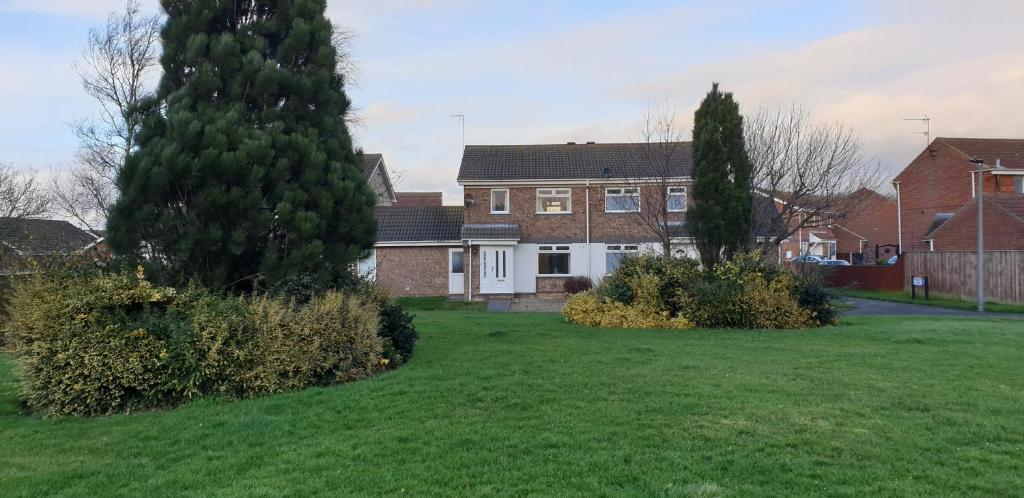 Badger's House, Willow Close, Filey Image 1