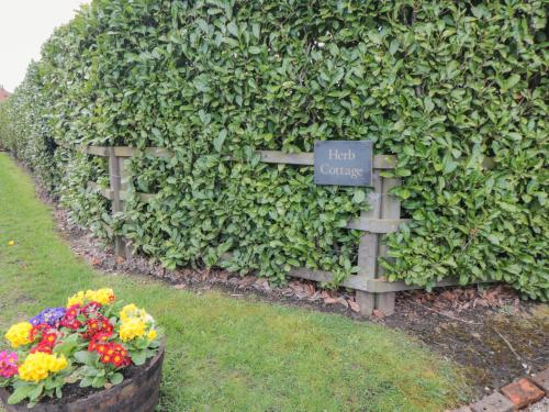 Herb Cottage Image 2