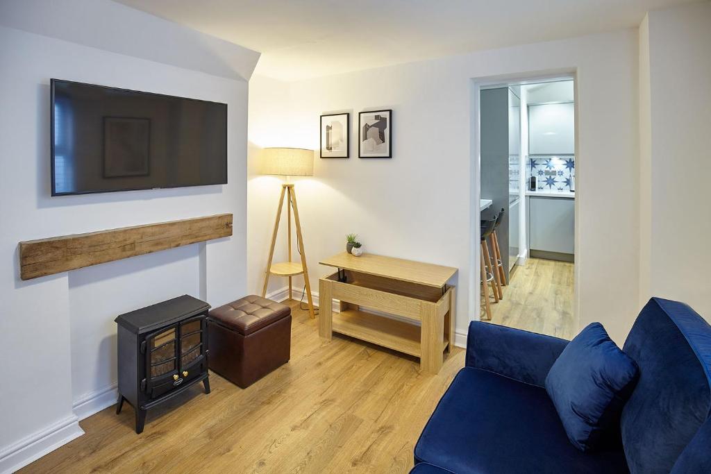 Host & Stay - Clinker Cottage Image 1