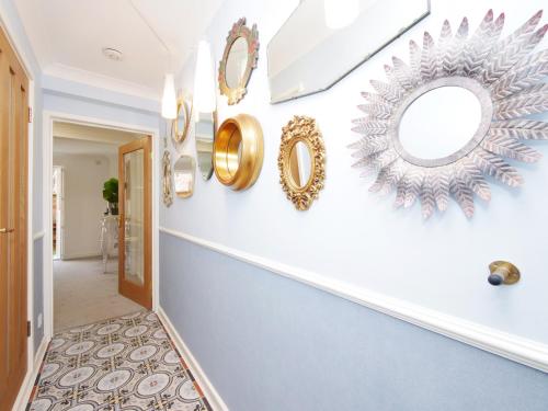 Forget-Me-Not House 3 Bed home in York Centre - Free Parking Image 3