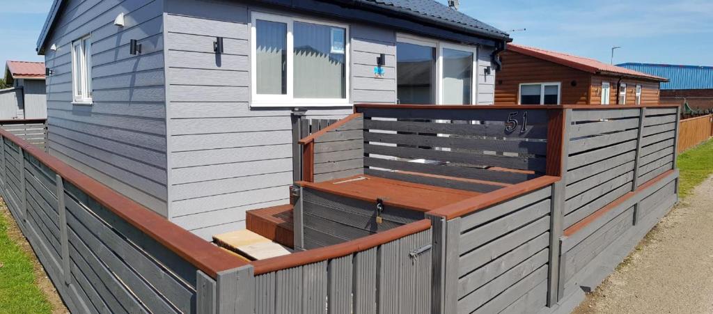 luxury 2-Bed modern chalet in Bridlington Image 3