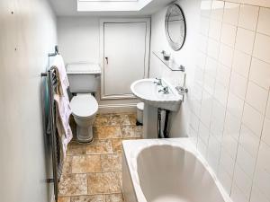 The Victoria - Free Parking - With Our Neighbouring Homes Sleeps 6,12,18 - York Holiday Home Image 2