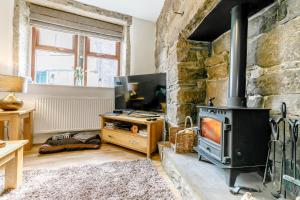 Weavers Cottage, Hebden Bridge Image 3