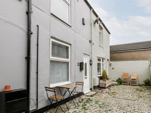 3 Prospect Terrace Image 3