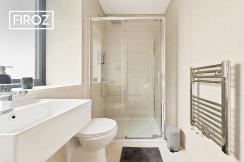 Large Contractor House In Leeds By Firoz Property Management Image 3