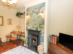 Emerald Cottage Image 2