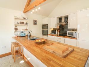 Old Hall Byre Image 2