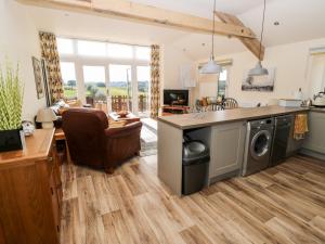 Oak View Cottage Image 2