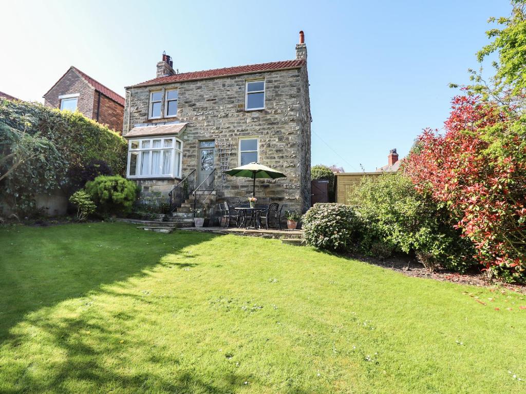 South View Cottage Image 3