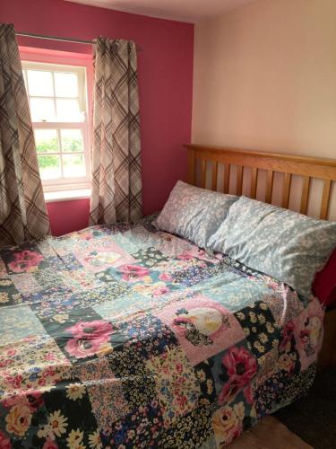 Charming 1-Bed Studio in Middlesbrough Image 3