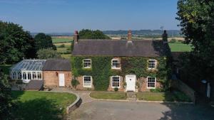 Burtree Country House and Retreat Tipi Image 5