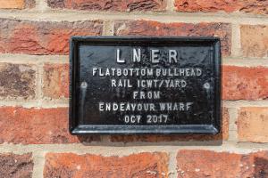 Rails End Image 2